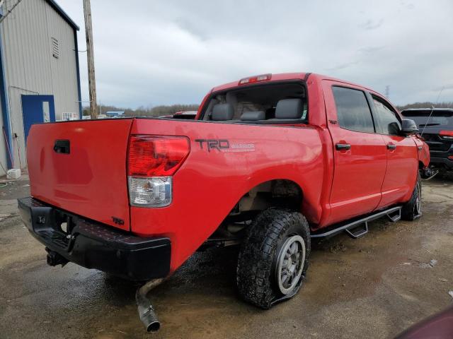 5TFHW5F19DX318372 - 2013 TOYOTA TUNDRA CREWMAX LIMITED RED photo 3