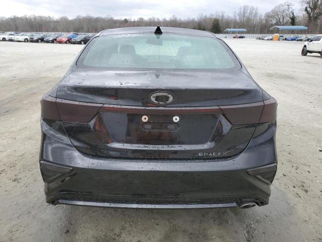 3KPF24AD4ME296165 - 2021 KIA FORTE FE BLACK photo 6