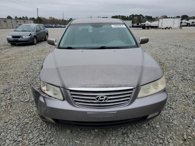 KMHFC46F26A110762 - 2006 HYUNDAI AZERA SE GRAY photo 5