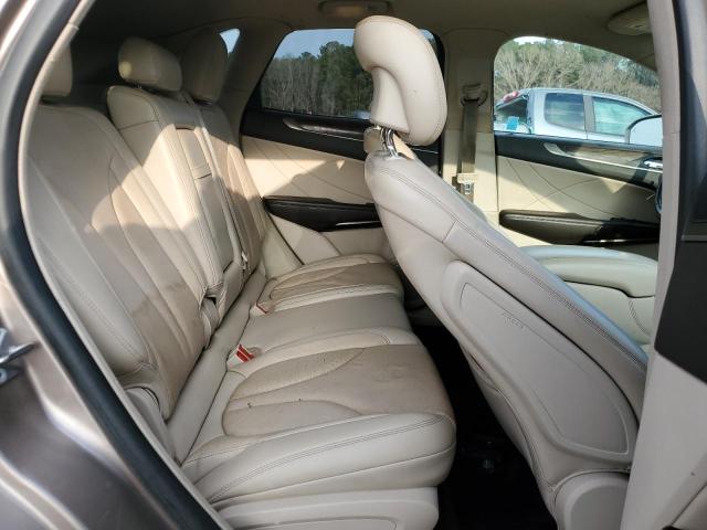 5LMCJ3C96JUL18679 - 2018 LINCOLN MKC RESERVE ოქროსფერი ფოტო 11