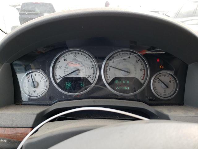 2A8HR54P18R736498 - 2008 CHRYSLER TOWN & COU TOURING BLACK photo 9