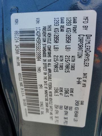 1C4GP45R55B239984 - 2005 CHRYSLER TOWN & COU მწვანე ფოტო 13