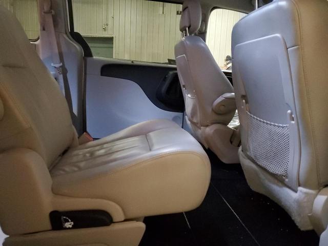 2A4RR8DG2BR721927 - 2011 CHRYSLER TOWN & COU TOURING L SILVER photo 10