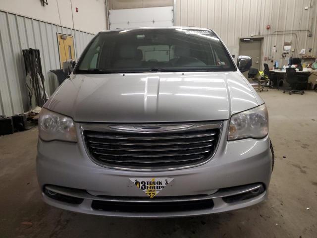 2A4RR8DG2BR721927 - 2011 CHRYSLER TOWN & COU TOURING L SILVER photo 5
