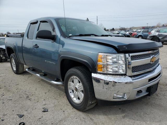 1GCRKSE72DZ391561 - 2013 CHEVROLET SILVERADO K1500 LT BLUE photo 4