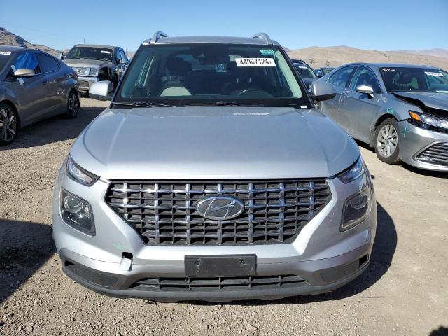 KMHRC8A36MU125651 - 2021 HYUNDAI VENUE SEL SILVER photo 5