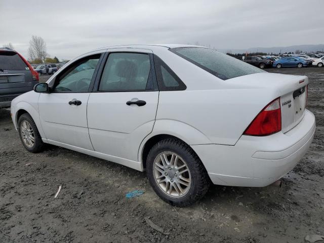 1FAFP34N17W151827 - 2007 FORD FOCUS ZX4 WHITE photo 2