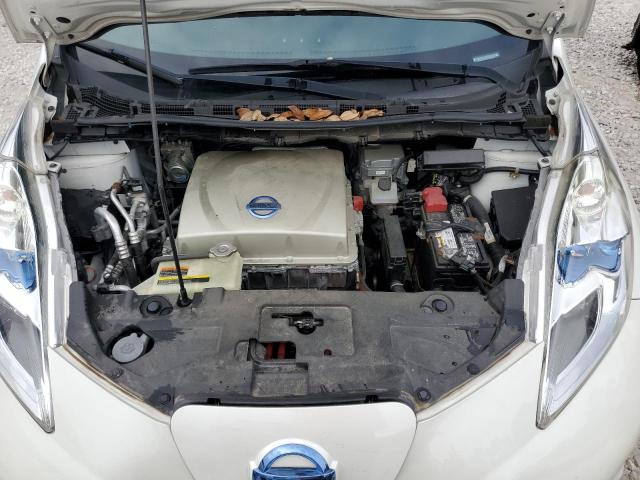 1N4AZ0CP3FC324270 - 2015 NISSAN LEAF S WHITE photo 11