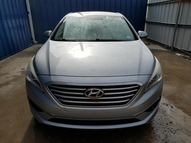 5NPE24AFXHH583699 - 2017 HYUNDAI SONATA SE SILVER photo 5