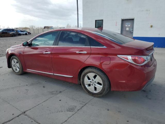 KMHEC4A46BA000518 - 2011 HYUNDAI SONATA HYBRID RED photo 2