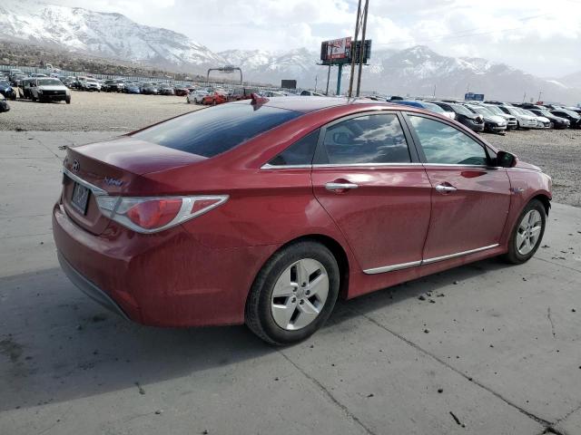 KMHEC4A46BA000518 - 2011 HYUNDAI SONATA HYBRID RED photo 3