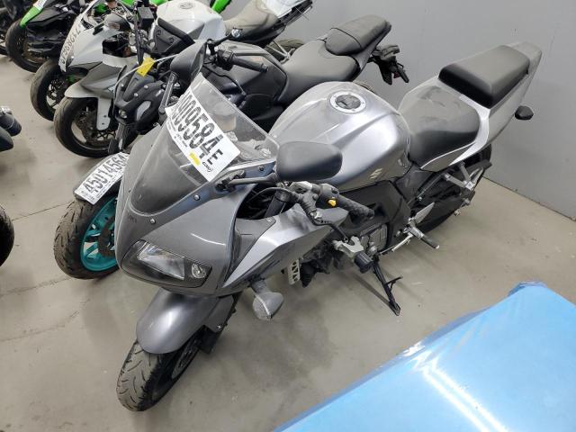 JS1VP53A392100544 - 2009 SUZUKI SV650S SILVER photo 2