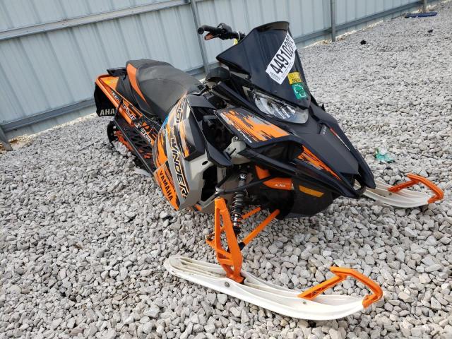 4UF8MA100HT000465 - 2017 YAMAHA SIDEWINDER ORANGE photo 1