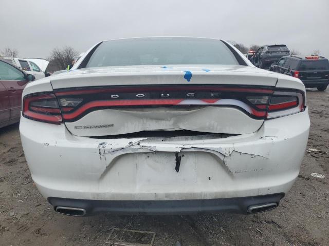 2C3CDXBG1HH605337 - 2017 DODGE CHARGER SE WHITE photo 6