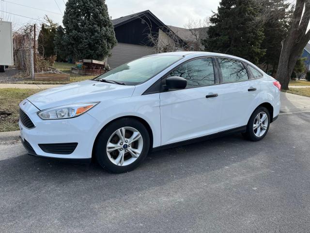 1FADP3E27JL226728 - 2018 FORD FOCUS S WHITE photo 2