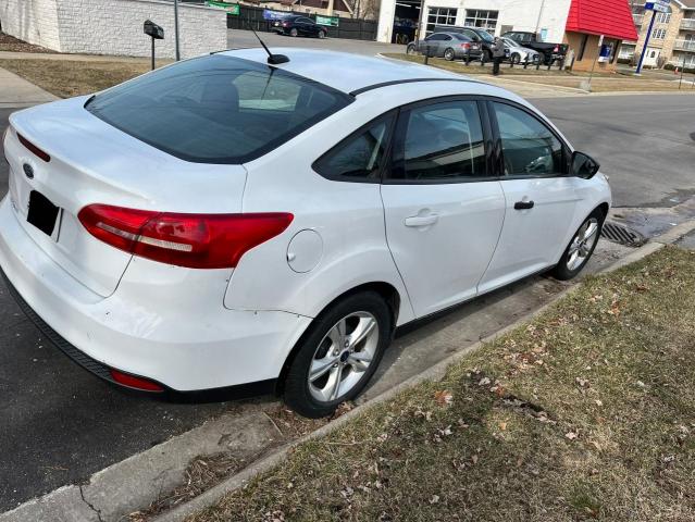 1FADP3E27JL226728 - 2018 FORD FOCUS S WHITE photo 4