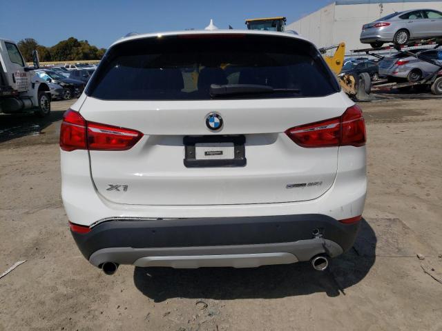 WBXHU7C59K5L12124 - 2019 BMW X1 SDRIVE28I WHITE photo 6