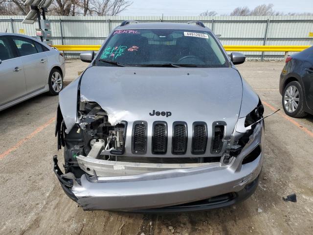 1C4PJLCB3JD595740 - 2018 JEEP CHEROKEE LATITUDE GRAY photo 5