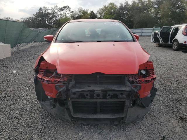 1FADP3K25DL248333 - 2013 FORD FOCUS SE RED photo 5