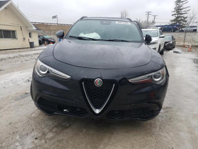 ZASPAKBN9P7D54768 - 2023 ALFA ROMEO STELVIO TI CHARCOAL photo 5