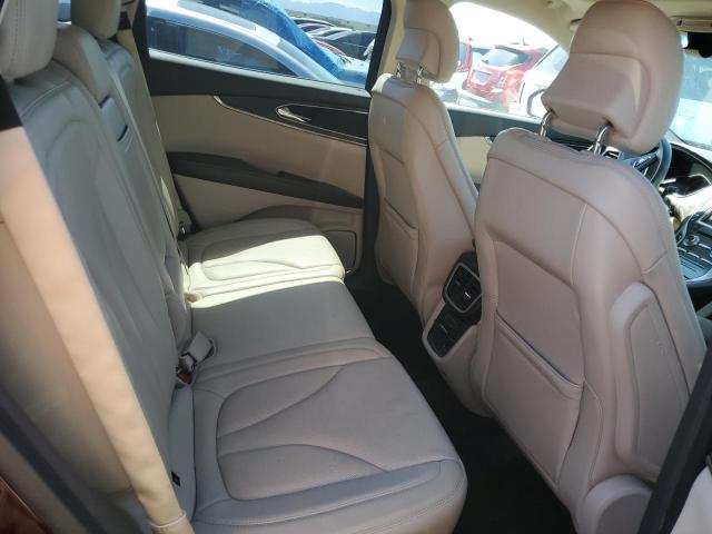 2LMPJ8LP0HBL15118 - 2017 LINCOLN MKX RESERVE كستنائي صورة 11