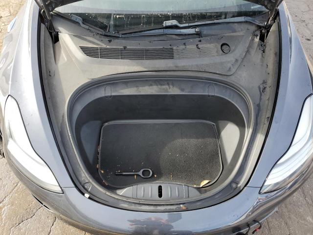 5YJ3E1EB7JF113980 - 2018 TESLA MODEL 3 GRAY photo 11