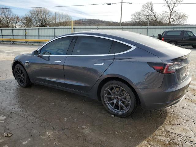 5YJ3E1EB7JF113980 - 2018 TESLA MODEL 3 GRAY photo 2