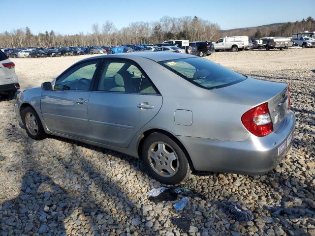 4T1BF32K12U533313 - 2002 TOYOTA CAMRY LE SILVER photo 2