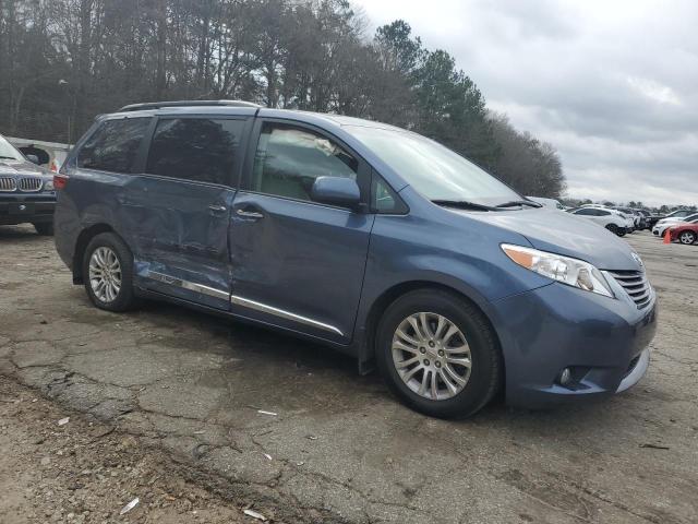 5TDYK3DC0FS666901 - 2015 TOYOTA SIENNA XLE BLUE photo 4