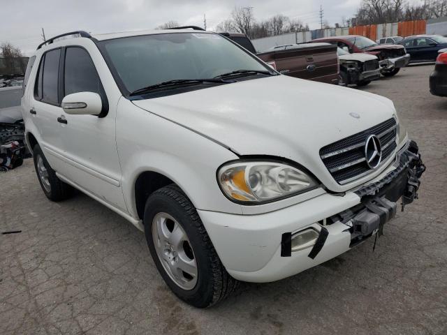 4JGAB54EX2A359821 - 2002 MERCEDES-BENZ ML 320 WHITE photo 4