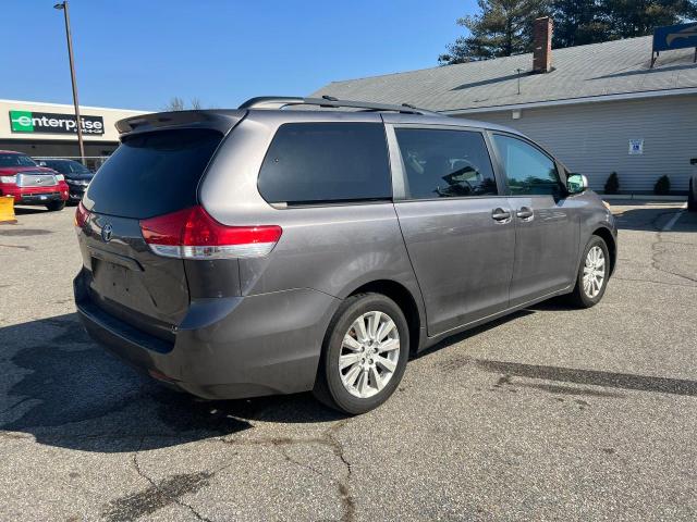 5TDJK3DC7BS019987 - 2011 TOYOTA SIENNA LE GRAY photo 4