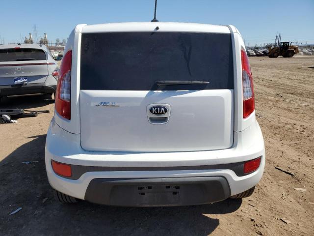 KNDJT2A69D7758359 - 2013 KIA SOUL + WHITE photo 6