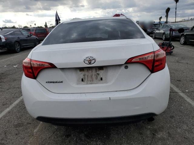 5YFBURHEXHP722546 - 2017 TOYOTA COROLLA L WHITE photo 6