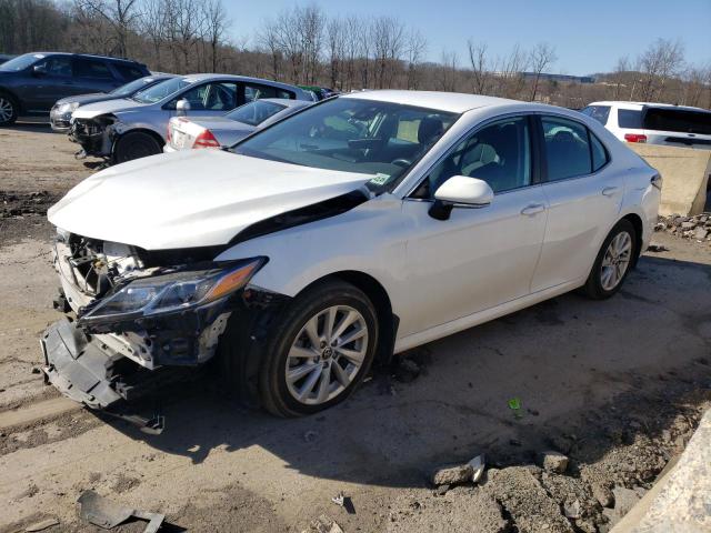 4T1R11BK6MU020112 - 2021 TOYOTA CAMRY LE WHITE photo 1