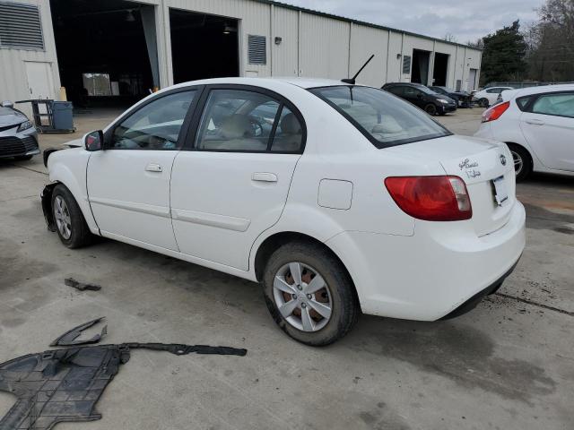 KNADH4A36B6736304 - 2011 KIA RIO BASE WHITE photo 2