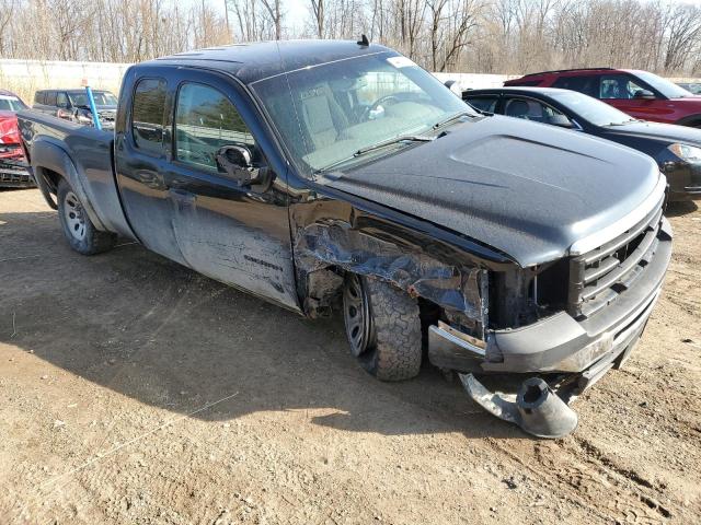 1GTR2TEA3BZ342206 - 2011 GMC SIERRA K1500 BLACK photo 4