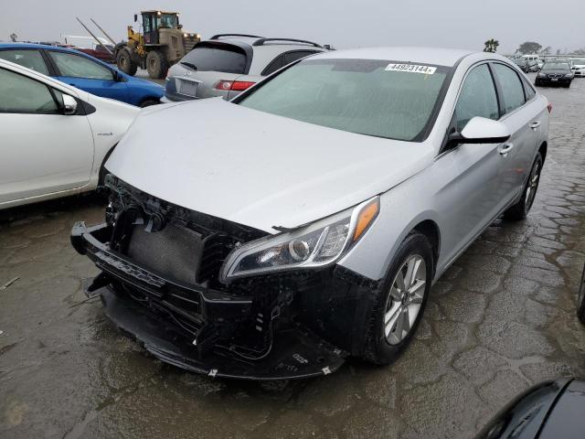 5NPE24AF3HH518127 - 2017 HYUNDAI SONATA SE SILVER photo 1