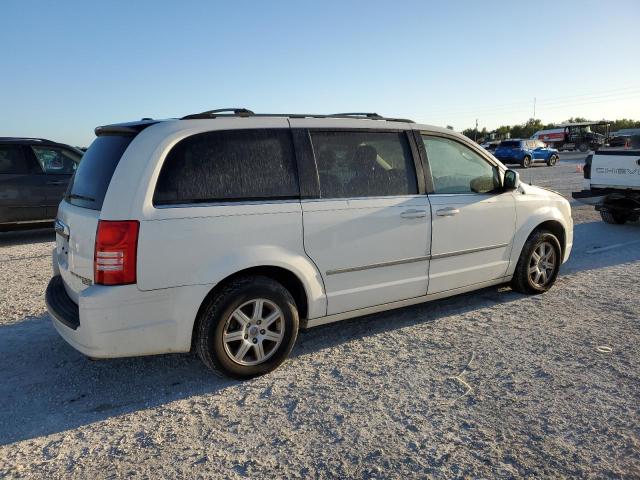 2A4RR5D17AR235395 - 2010 CHRYSLER TOWN & COU TOURING თეთრი ფოტო 3