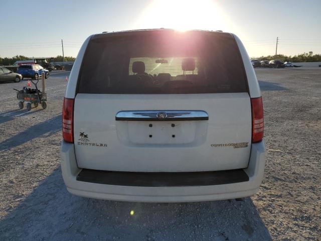 2A4RR5D17AR235395 - 2010 CHRYSLER TOWN & COU TOURING თეთრი ფოტო 6