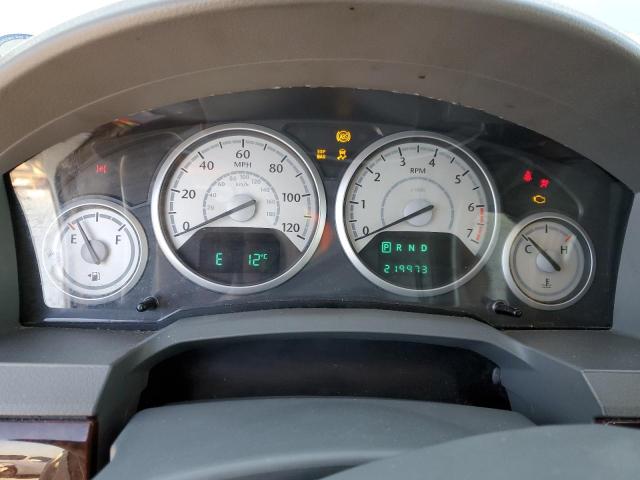 2A4RR5D17AR235395 - 2010 CHRYSLER TOWN & COU TOURING თეთრი ფოტო 9