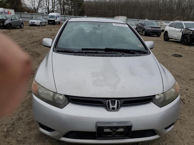 2HGFG12666H511618 - 2006 HONDA CIVIC LX SILVER photo 5