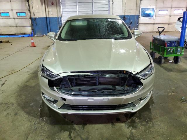 3FA6P0HD8HR396659 - 2017 FORD FUSION SE GOLD photo 5