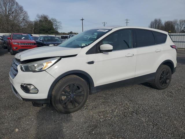 1FMCU9G91HUA51484 - 2017 FORD ESCAPE SE WHITE photo 1