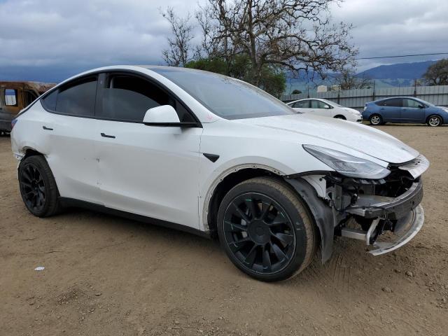 5YJYGDEE0MF162101 - 2021 TESLA MODEL Y WHITE photo 4