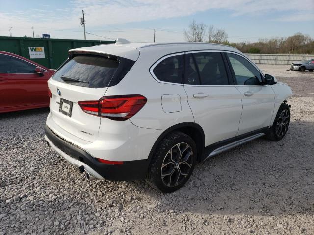 WBXJG9C05L5P35664 - 2020 BMW X1 XDRIVE28I WHITE photo 3