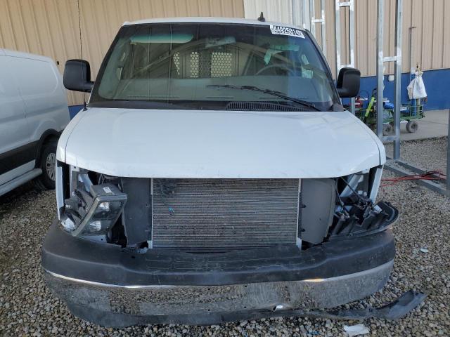 1GCWGAFP4P1125586 - 2023 CHEVROLET EXPRESS G2 WHITE photo 5