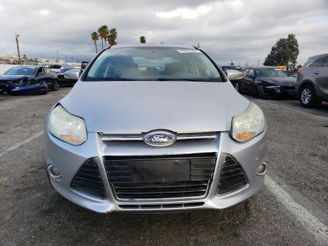 1FADP3F23EL277129 - 2014 FORD FOCUS SE SILVER photo 5