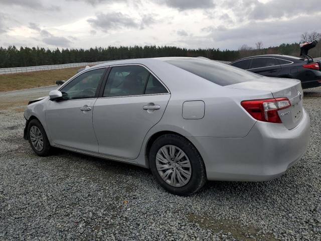 4T1BF1FK5EU446355 - 2014 TOYOTA CAMRY L SILVER photo 2