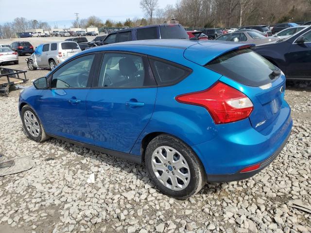 1FAHP3K29CL226030 - 2012 FORD FOCUS SE BLUE photo 2