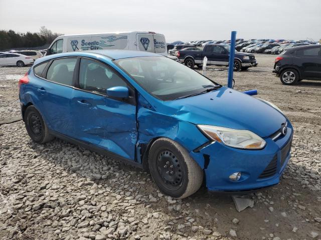 1FAHP3K29CL226030 - 2012 FORD FOCUS SE BLUE photo 4